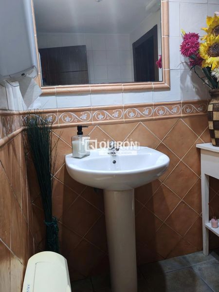 Foto 533d6803-b940-43b2-931a-9c3b9b0e58b9. Local comercial a Centre Castelldefels