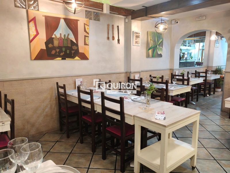 Foto ea8f2f87-c081-452d-b217-b2b47523198e. Local comercial a Centre Castelldefels