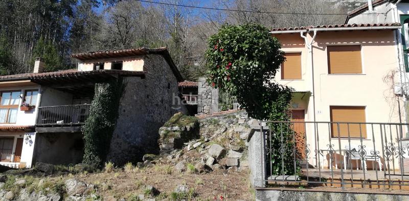 Foto b014bf3b-9d23-411d-b5c2-82b520465ca8. Terreno residencial solar al lado del rio sella en Parres