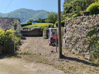 Terreny residencial a Ponga. Finca edificable situada en ponga