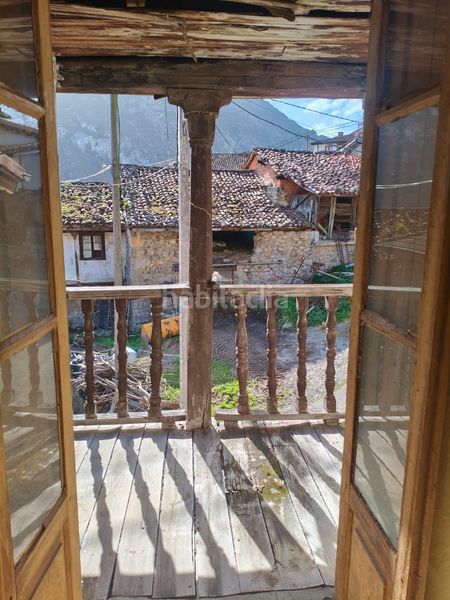 Foto 8c965f65-a9d1-4d21-9a0e-5d4f5f5316f6. Casa a Amieva