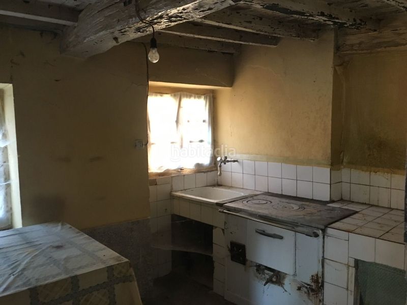 Foto a0099318-95de-4e9c-9483-2a44c11e6373. Casa a Amieva