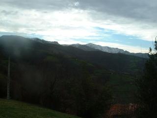 Terreno residencial en Parres. Venta de parcela edificable enclavada en plena naturaleza