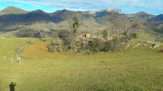 Propriété  Bobia de arriba. Finca rústica con cuadra de piedra en onis
