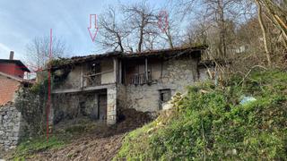 Maison  Següenco. Venta de casa, cuadra y cubil de piedra con terreno de 70 m2