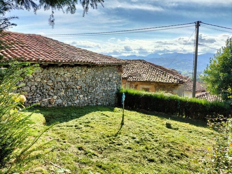 Foto 971ab23c-6460-4294-9027-b33e46b3fca8. House in Parres