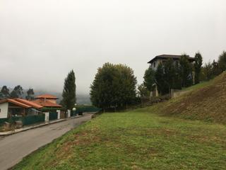 Terreno residencial en Parres. Venta de parcela al lado de cangas de onis