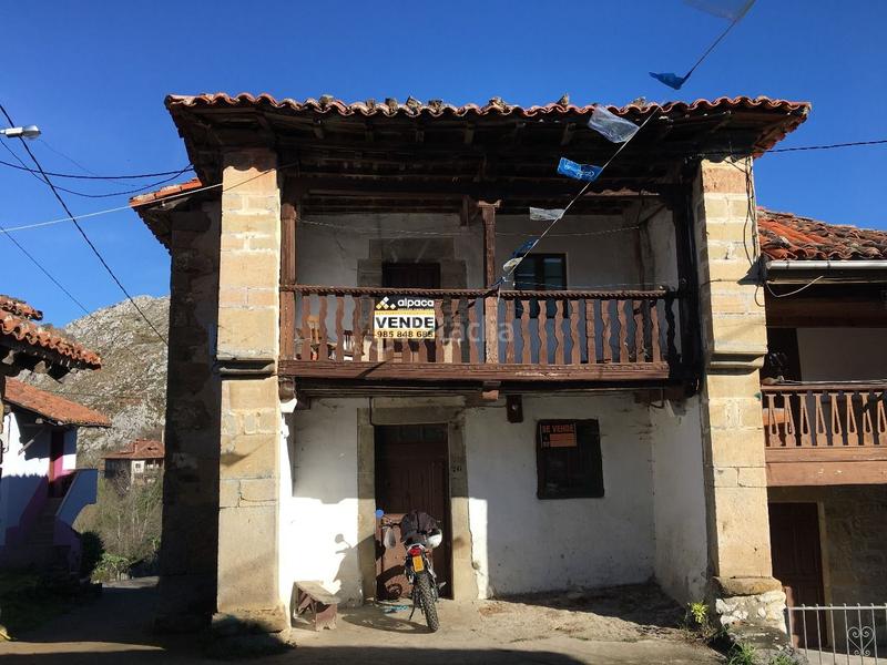 Foto 7337894e-5395-47c0-b33e-60e18fbb1b55. Casa  para reformar con terreno de 400 m2 en Amieva