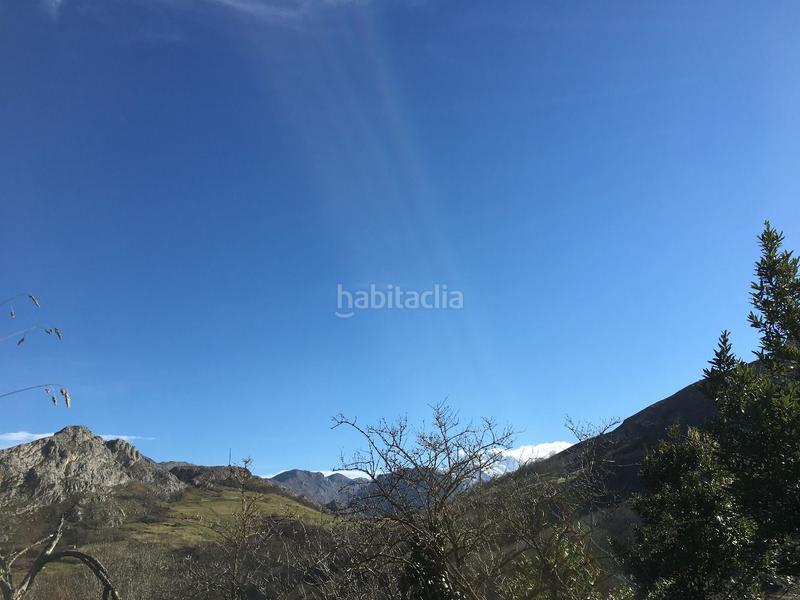 Foto 93130f7d-6462-47dd-b213-8ef5772f0eac. Casa  para reformar con terreno de 400 m2 en Amieva