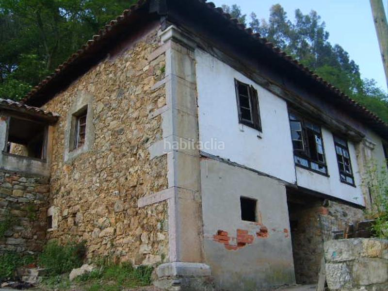 Foto 7d0b9aee-0681-45df-b46d-732e6a1c4e20. Haus in Parres