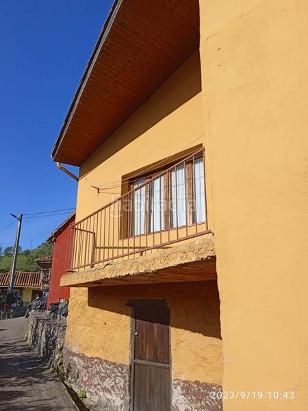 Foto 60b51f77-c9be-478b-9a8c-067fa68f282a. Casa a Parres