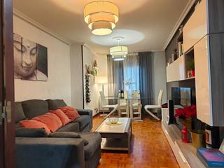 Pis a Llerado 19. Venta de piso con plaza de garaje y trastero