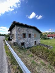 Casa a Piloña. Casa con terreno en piloña