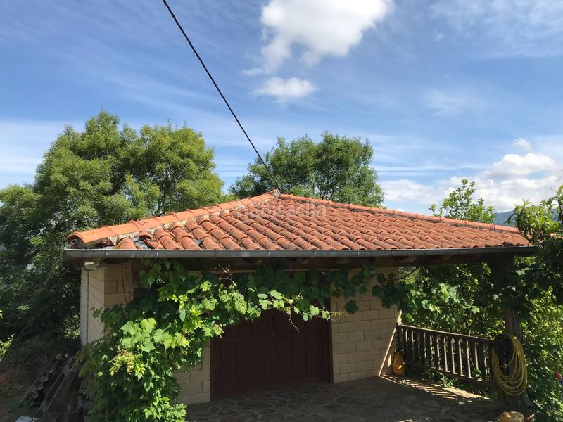 Foto fab2dbb6-c470-48e3-9359-8a932eea6892. Casa in Parres