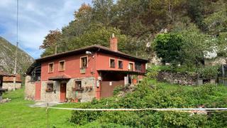 Maison  Miyares. Casa independiente con terreno en el concejo de amieva