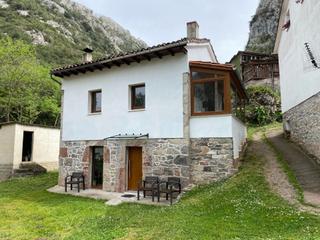 Casa  Ceneya. Casa totalmente rehabilitada  en el concejo de amieva
