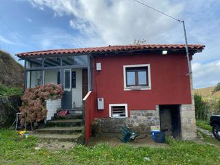 Maison  Fresnidiello. Casa independiente con terreno en parres