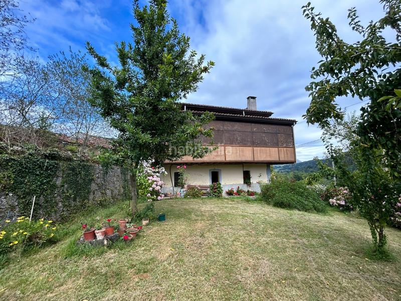 Foto 2b6d0640-b743-47db-95ec-535e64fed99e. House in Parres