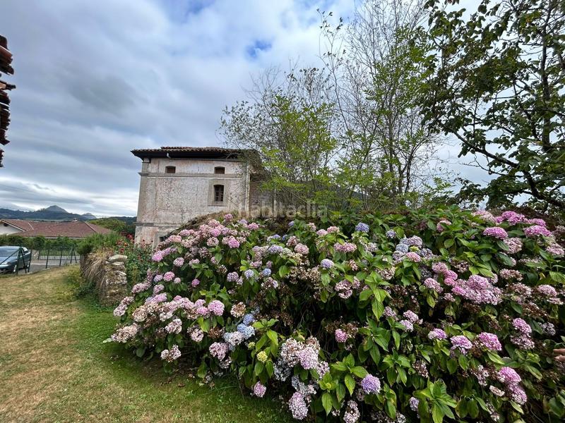 Foto 80553e8b-a648-41b0-a430-86935c4e60e2. House in Parres