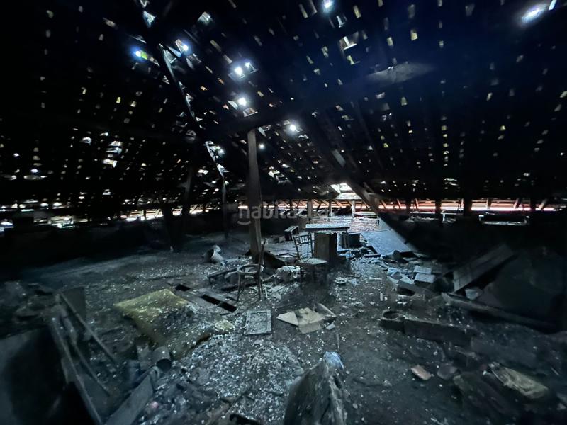 Foto 1b8823a9-639b-4e29-b7b1-80cdbff4fb68. Édifice dans Parres