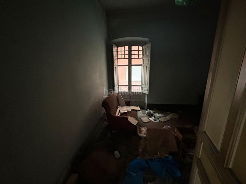 Foto 7415402d-4a4a-40bf-978b-19b5aaf23445. Édifice dans Parres