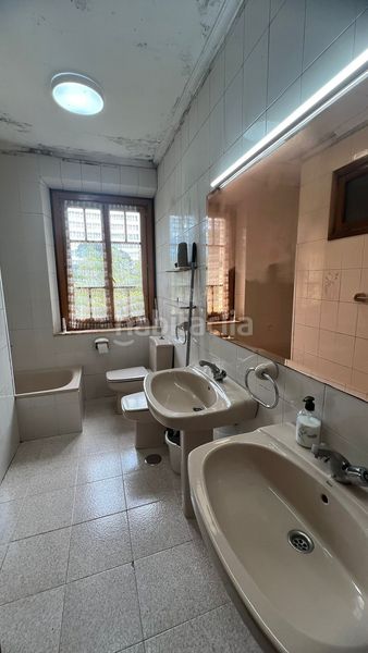 Foto dd0b677c-1420-4742-983c-081ddd3ea6d6. Casa amb calefacció a Colunga