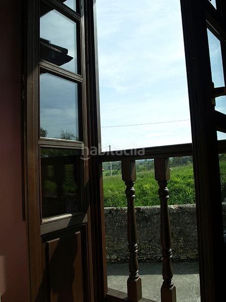 Foto 854edb37-3bab-4cde-a120-4db4acfebbf6. Édifice dans Parres