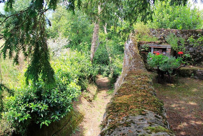 Foto c035b46f-7bbb-4914-a31b-99af7914ff2b. Édifice dans Parres