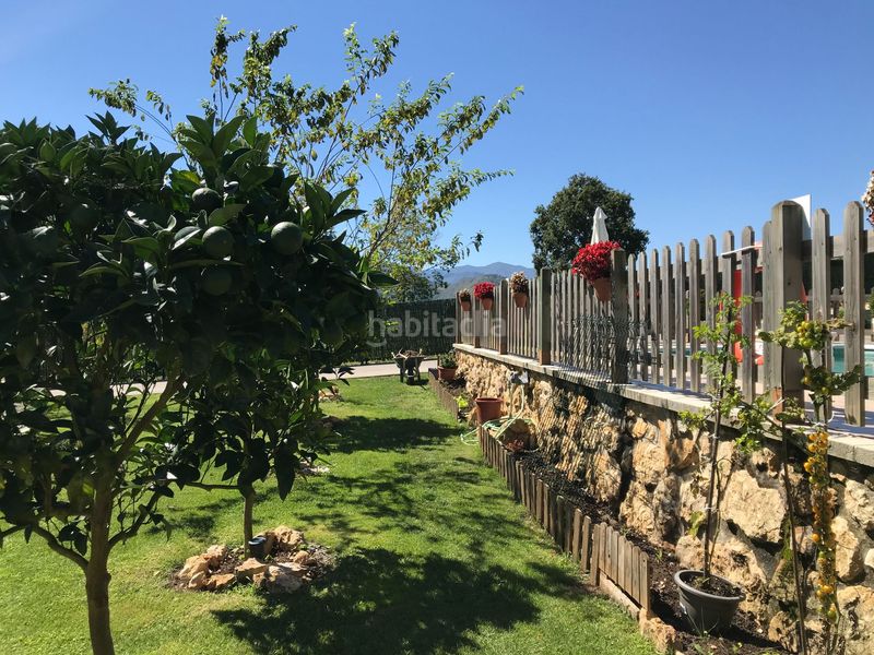 Foto 1d8705a3-3e59-48da-ae4f-aeb8b44231f5. Casa amb piscina a Parres