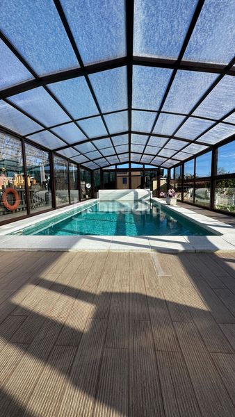 Foto 426959f1-1f4e-4961-8659-af4367bafb26. Casa amb piscina a Parres