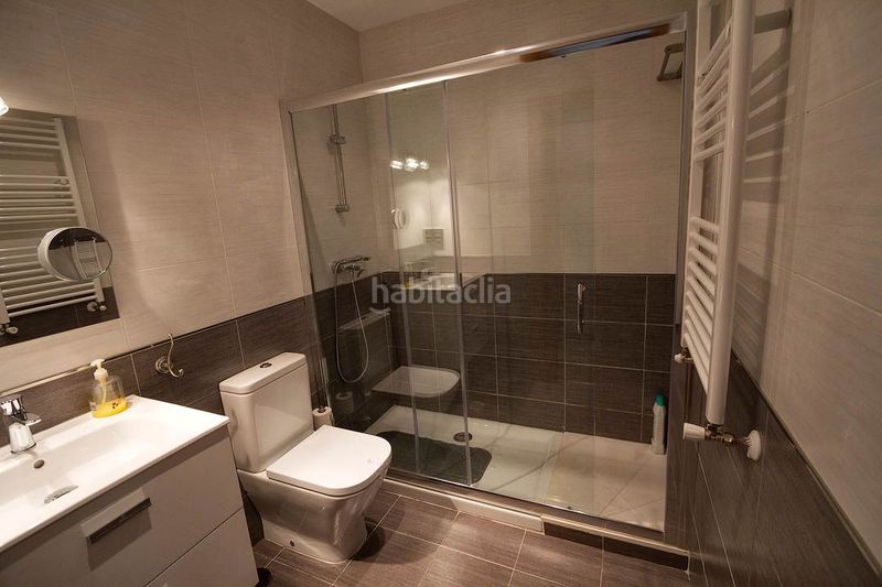 Foto 62beb310-d065-4047-aa66-df8746fefde2. Casa amb piscina a Parres