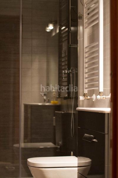 Foto e812d6b9-7587-4ded-993a-0fe5bb910c23. Casa conjunto de 4 viviendas con jardines y piscina en Parres