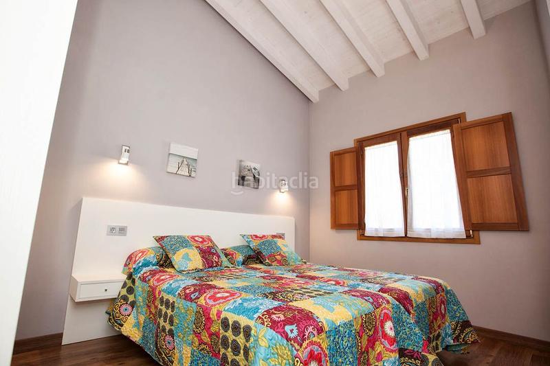 Foto bc741817-0580-49cb-9880-d74a365a8284. Édifice dans Parres