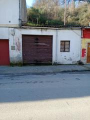 Local Comercial a Parres. Edificacion  de dos plantas