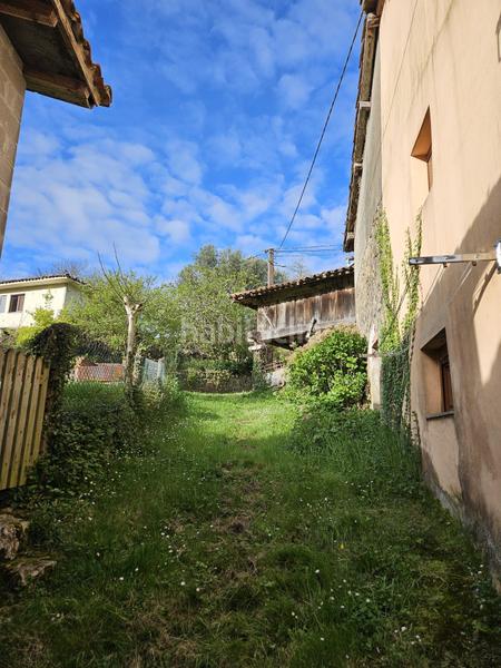 Foto 96ebd607-747c-41ee-8371-5f7b5b0f6050. Maison dans Parres