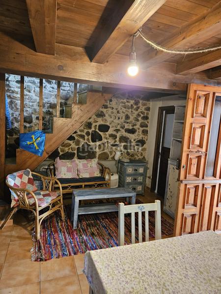 Foto 9b135801-f9a8-4aed-b080-3632cfdf44b4. Maison dans Parres