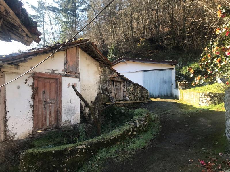 Foto e4d600ee-d608-4a00-8dd7-eee35de9bea9. Haus in Parres