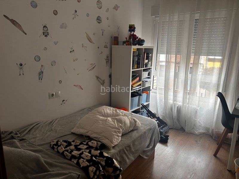 Foto eceb47f2-e3a7-46f9-a47b-7c6d878926ea. Piso  de 3 dormitorios en buen estado en Cangas de Onís