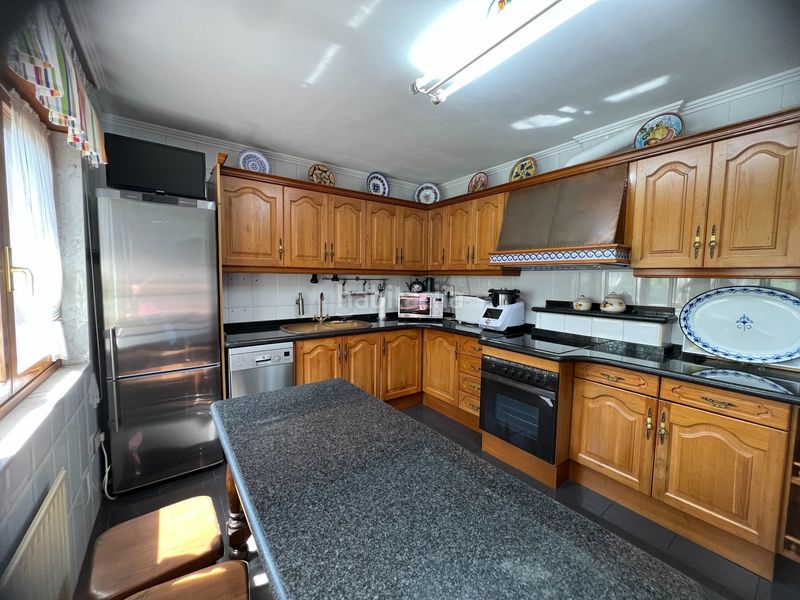 Foto 2ef28dab-4150-4c08-b255-ced64684fa22. Casa amb calefacció a Cangas de Onís