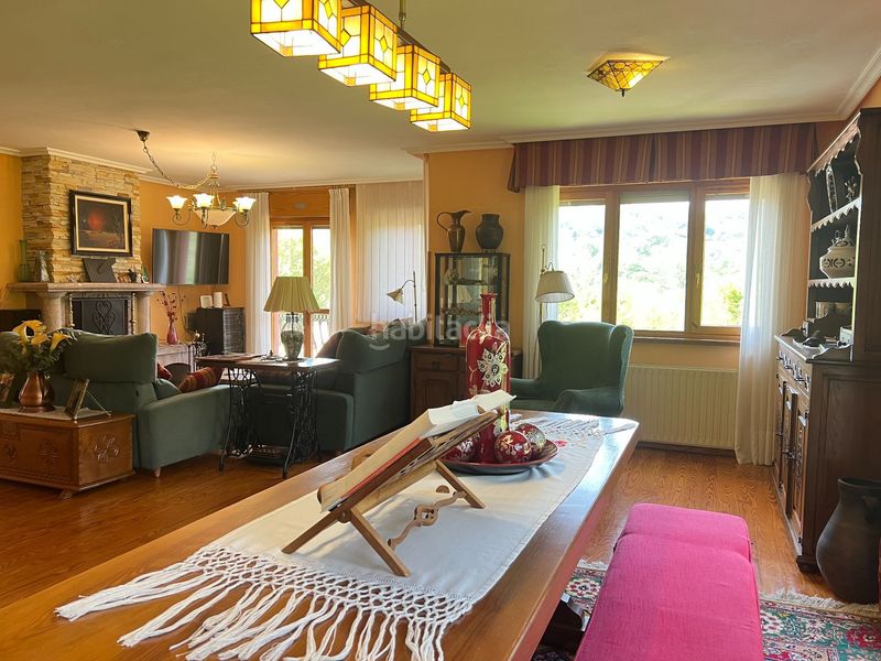 Foto f2688bab-345a-46fb-bb52-348855af1aa7. Casa amb calefacció a Cangas de Onís