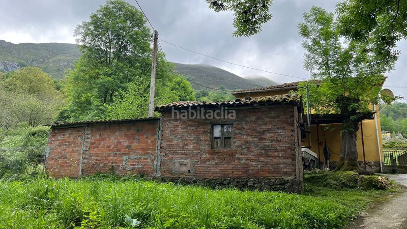 Foto b1cff40c-6491-4e65-90d1-dc9b9c0b14d9. Casa a Parres