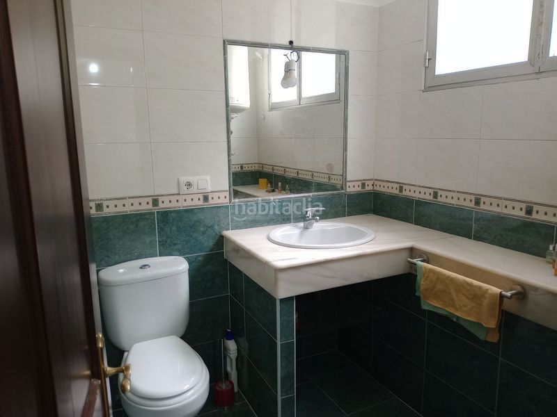 Foto a40c2ad9-0667-40e2-866d-7fe5279bad1a. Local comercial a Parres