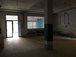 Rent Business premise in Parres. Local comercial en el parque de arriondas