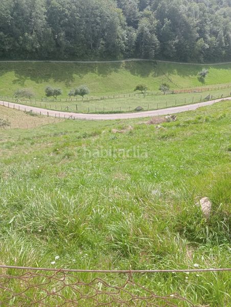 Foto 355a3d44-bb28-4ad7-963e-098644431b27. Terreno residencial parcela edificable en gamoneu de 3639m2 en Cangas de Onís