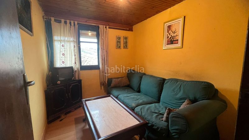 Foto a32e3030-4998-4673-a5f3-43752085ca5c. Casa amb calefacció a Parres