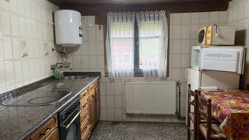 Foto a354c19d-fc6c-4bd5-a67b-c72b71b595a6. Casa amb calefacció a Parres