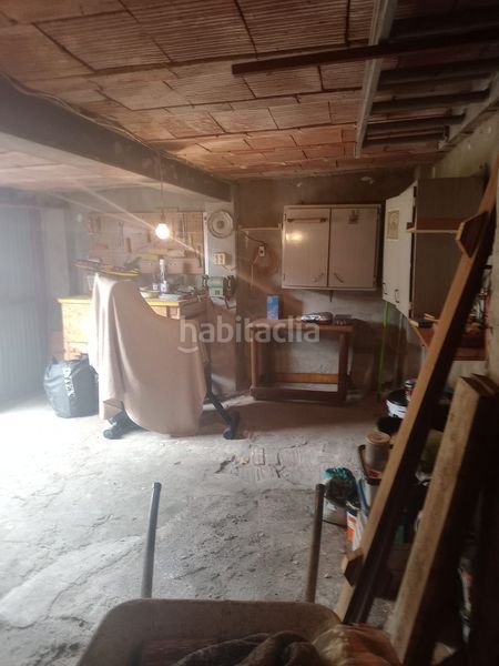 Foto 1b0ae8b8-004c-448b-abd8-c7cffc006f86. Casa amb calefacció aparcament a Parres