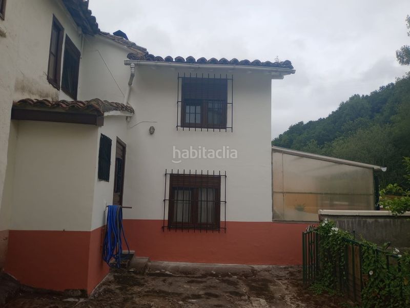 Foto 44d8b159-b731-4eeb-815d-5d9a45d978a0. Casa amb calefacció aparcament a Parres