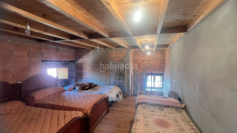 Foto f71efcdf-ad26-4b32-a2c5-edd25e42bace. Casa a Ponga