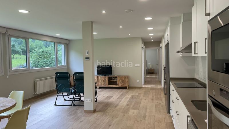Foto 0b3d81b3-4637-481c-86cd-1ba4c6cf12ff. Casa amb calefacció a Amieva